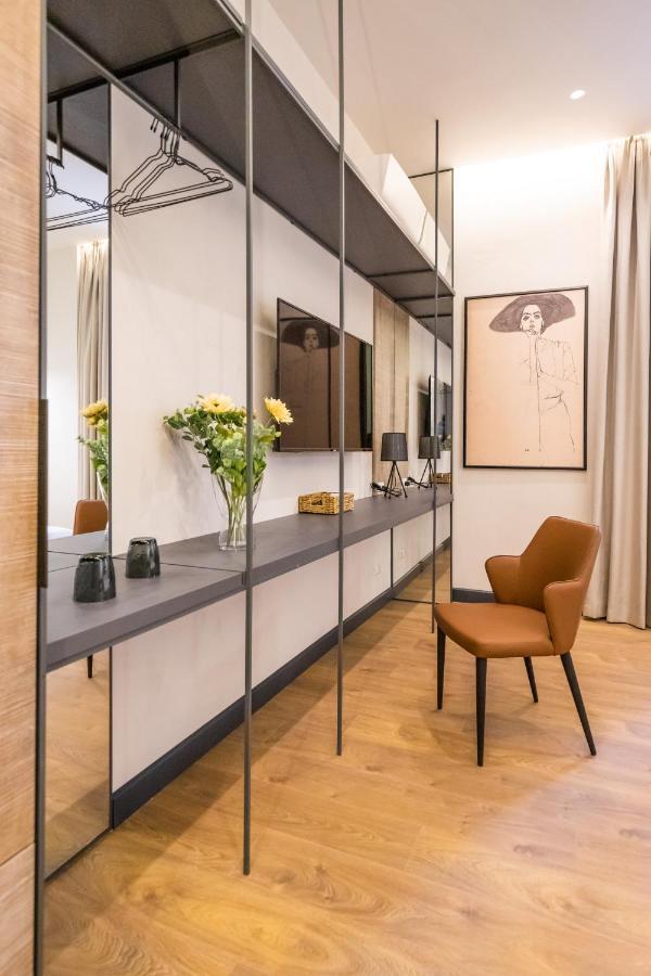 Allure Boutique Hotel Tirana Exteriör bild